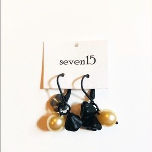 ☼4 for 20$☼ Black Pearl Earrings